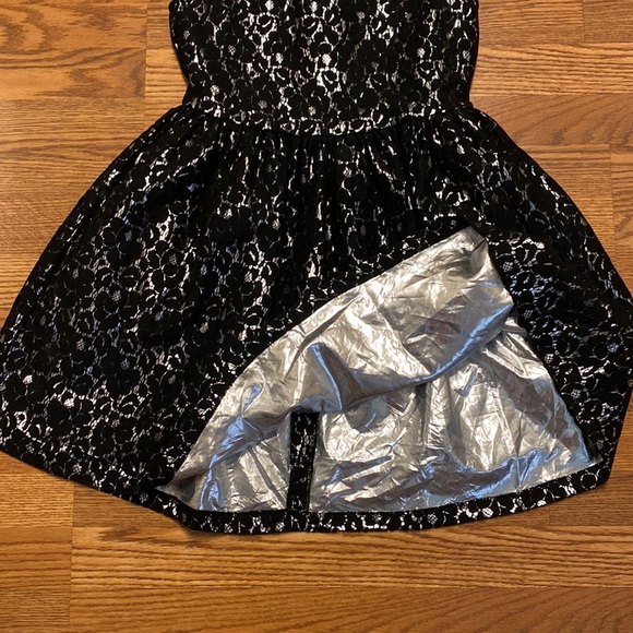Black and Silver Justice Dress - Picture 6 of 8